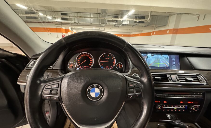BMW 7er-Reihe 730d Aut.