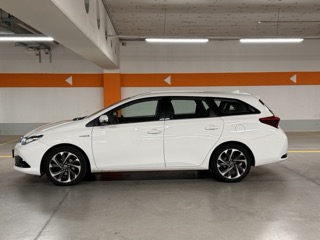 Toyota Auris TS 1,8 VVT-i Hybrid Active