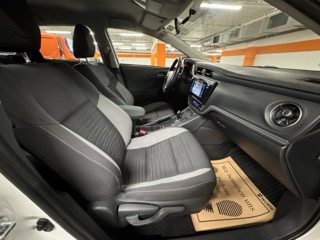 Toyota Auris TS 1,8 VVT-i Hybrid Active