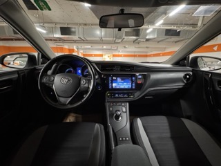Toyota Auris TS 1,8 VVT-i Hybrid Active