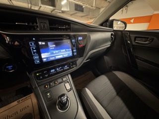 Toyota Auris TS 1,8 VVT-i Hybrid Active