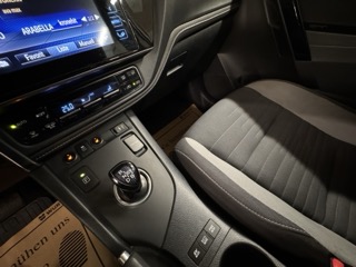 Toyota Auris TS 1,8 VVT-i Hybrid Active