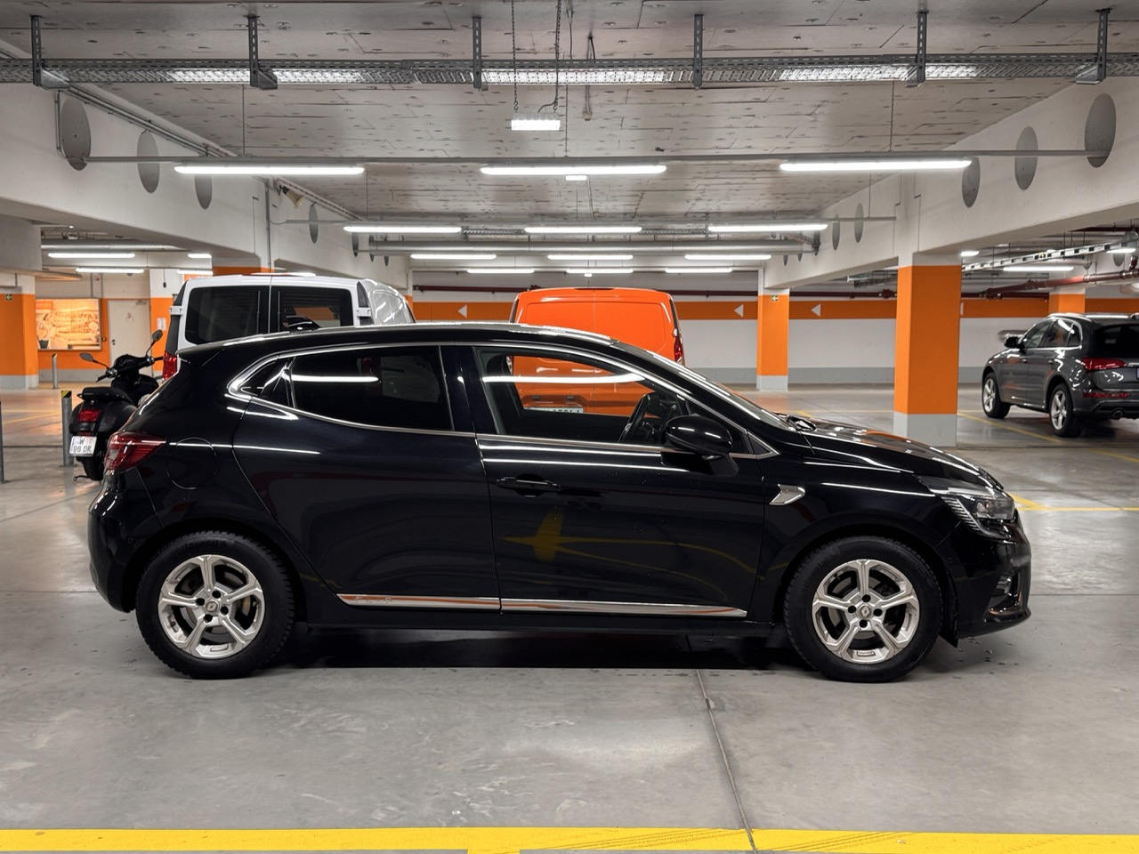 Renault Clio INITIALE PARIS TCe 100