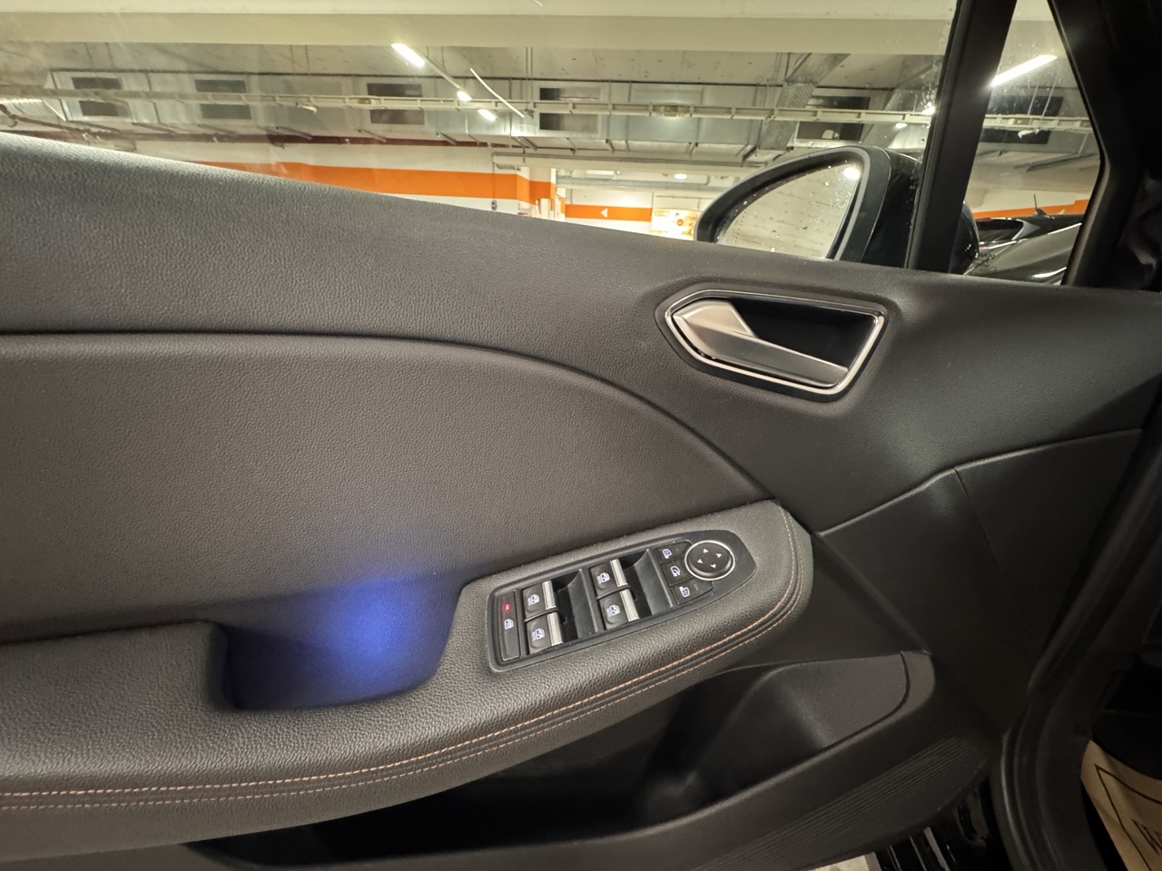 Renault Clio INITIALE PARIS TCe 100