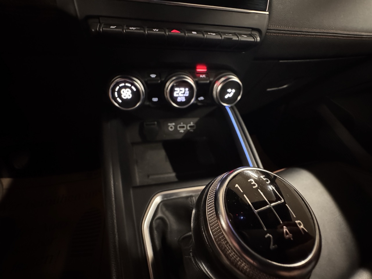 Renault Clio INITIALE PARIS TCe 100