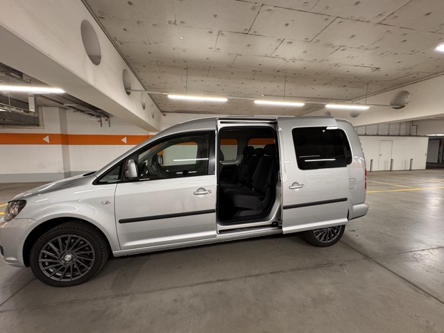 VW Caddy Kombi Maxi Trendline 1,6 TDI DPF