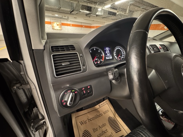 VW Touran Country 2,0 TDI DPF DSG