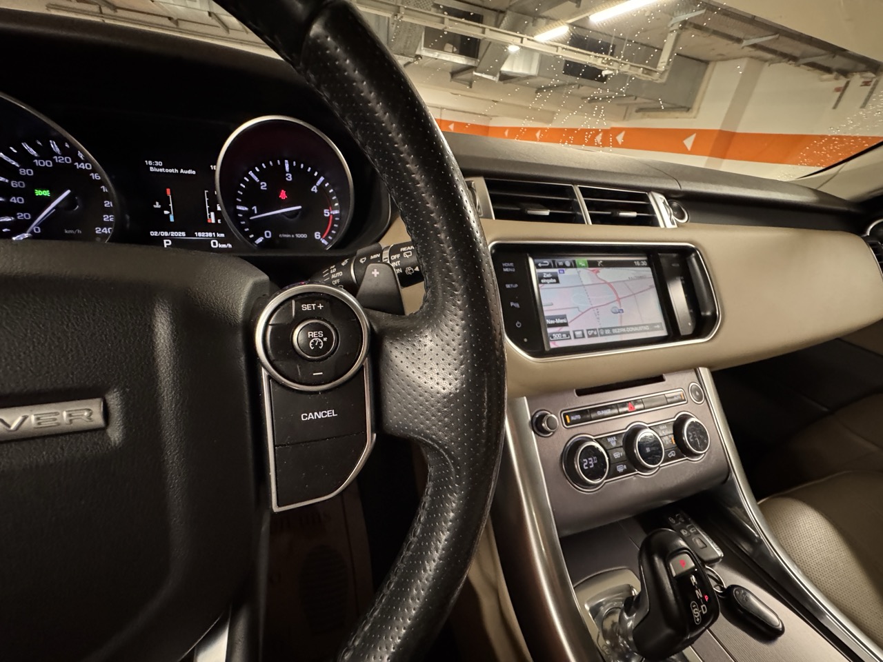 Land Rover Range Rover Sport 3,0 TDV6 HSE