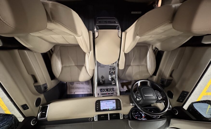 Land Rover Range Rover Sport 3,0 TDV6 HSE