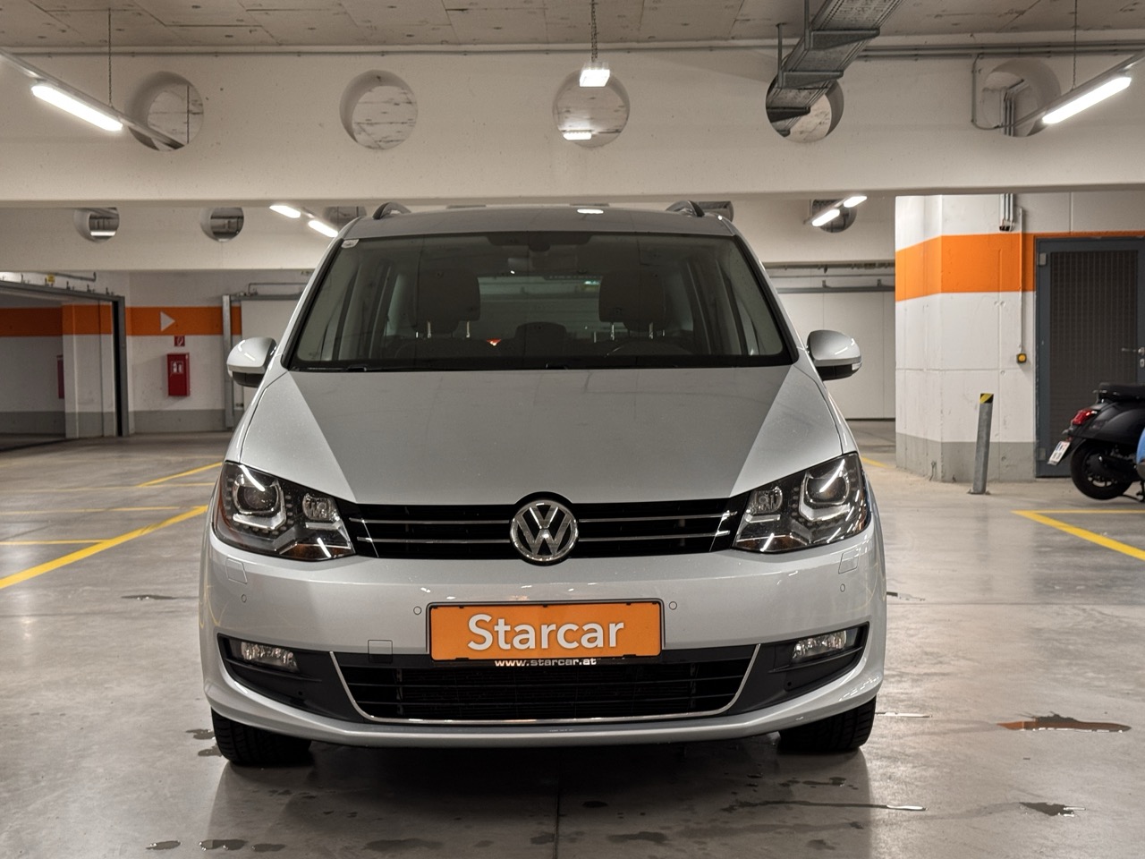 VW Sharan Business BMT SCR 2,0 TDI DSG