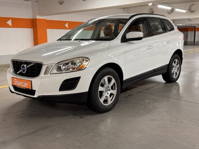 Volvo XC60 D4 AWD Momentum Geartronic