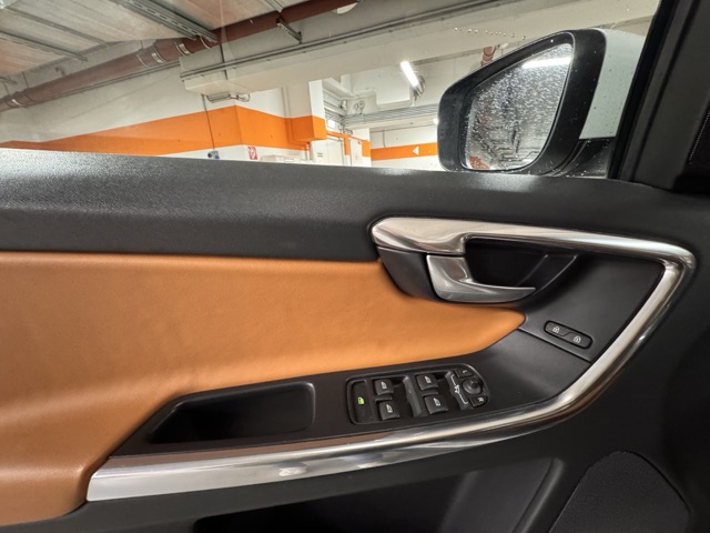 Volvo XC60 D4 AWD Momentum Geartronic